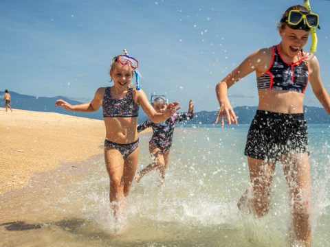 Frankland Islands Kids on the beach
