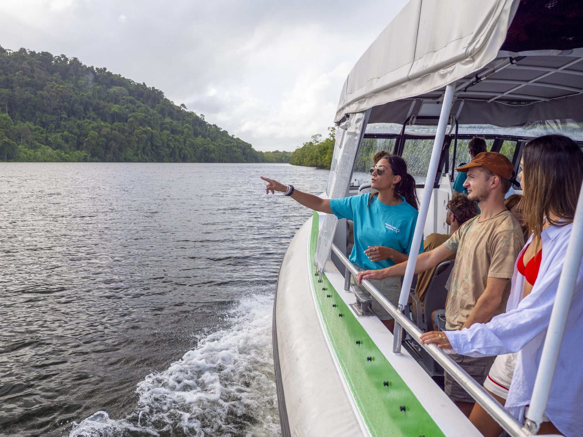 Frankland Islands transfer vessel Great Barrier Reef tour